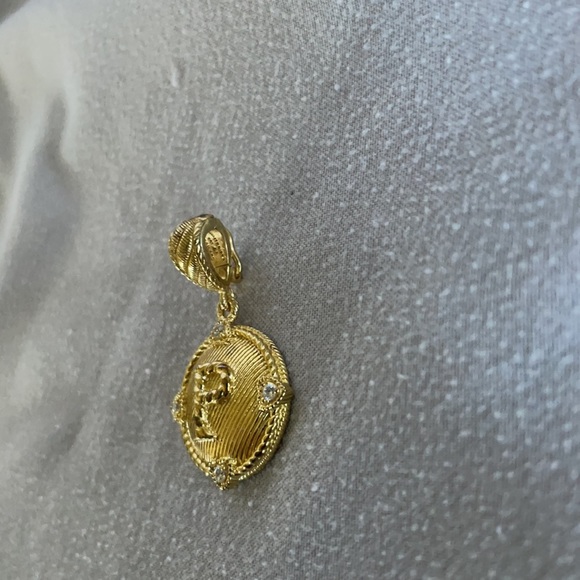 Judith Ripka P Medallion - Picture 3 of 9